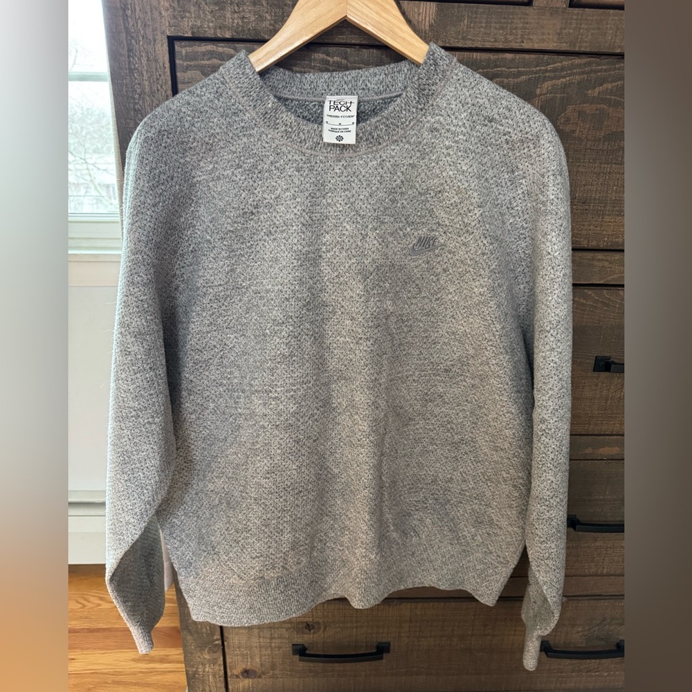 Nike Men's Heather Gray Crewneck Sweater